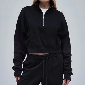 Thirty Years Ty Range 1/4 zip sweatshirt with pockets